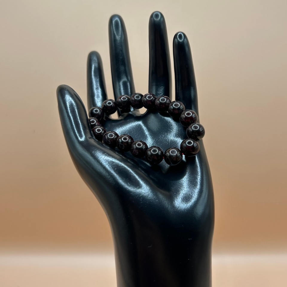 【情熱の煌めき】勝利を呼ぶ実りのブレスレット 〜ガーネット〜