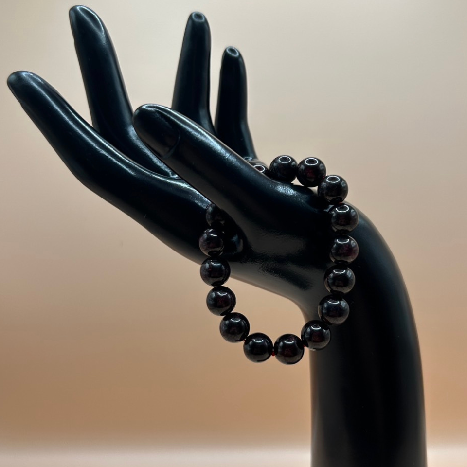 【情熱の煌めき】勝利を呼ぶ実りのブレスレット 〜ガーネット〜